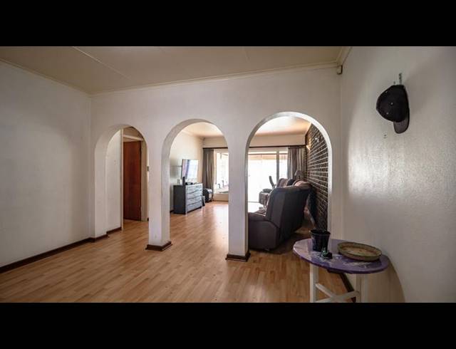 3 BEDROOM TOWNHOUSE FOR SALE IN HOMESTEAD
